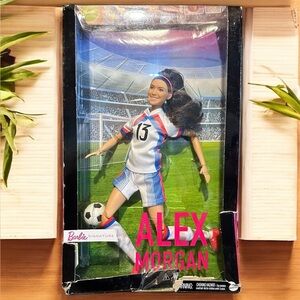 Alex Morgan Collectible Barbie - Damaged Box NEW